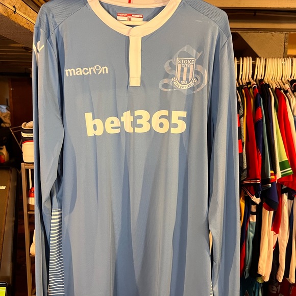 2016/2017 Stoke City FC Long Sleeve Away Jersey - Picture 2 of 8